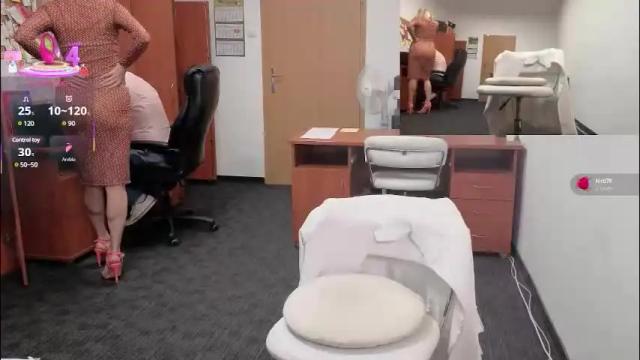 Image 3 of legsl0ng Stream on Chaturbate on 2 months ago