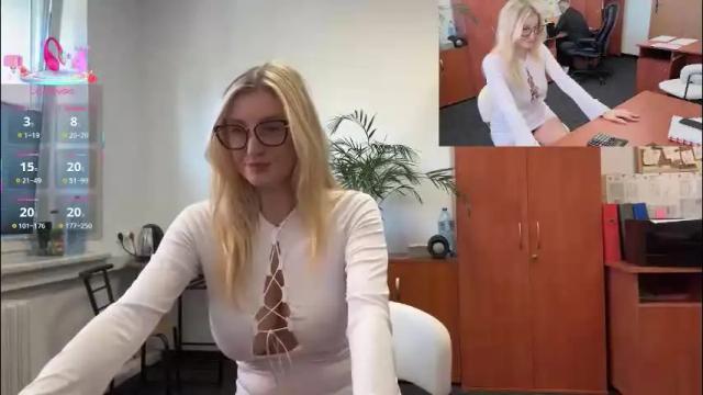 Image 8 of legsl0ng Stream on Chaturbate on 2 months ago