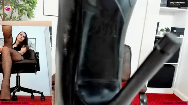 Image 3 of legswattitude Stream on Chaturbate on 1 month ago