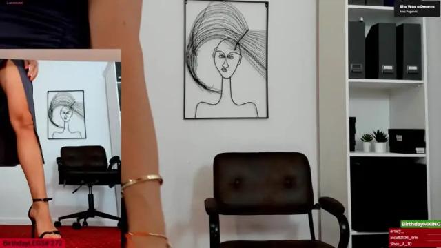 Image 2 of legswattitude Stream on Chaturbate on 1 month ago
