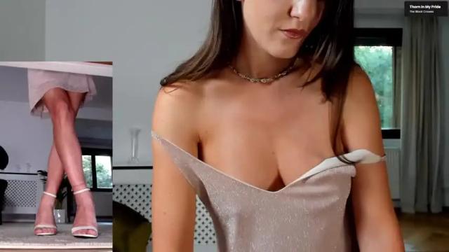 Image 7 of legswattitude Stream on Chaturbate on 18 days ago