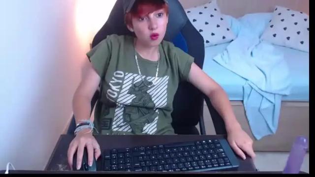 Image 4 of leia_white_ Stream on Chaturbate on 17 months ago