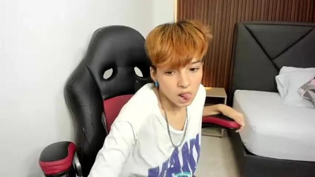 Image 11 of leia_white_ Stream on Chaturbate on 16 months ago