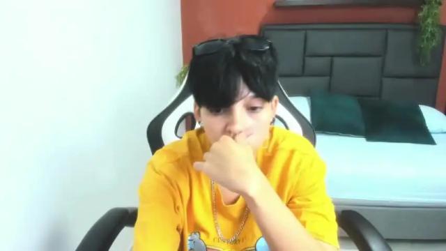 Image 10 of leia_white_ Stream on Chaturbate on 16 months ago