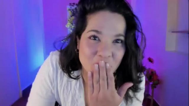 Image 8 of leiablack_ Stream on Chaturbate on 1 month ago