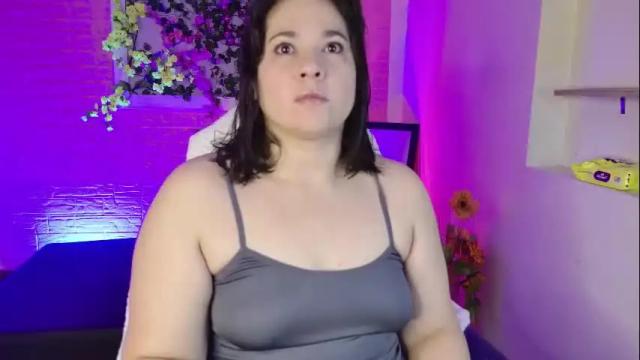 Image 6 of leiablack_ Stream on Chaturbate on 22 days ago