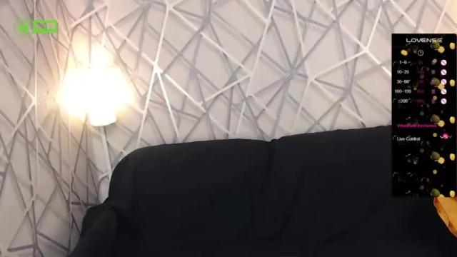 Image 12 of leianatural Stream on Chaturbate on 19 months ago