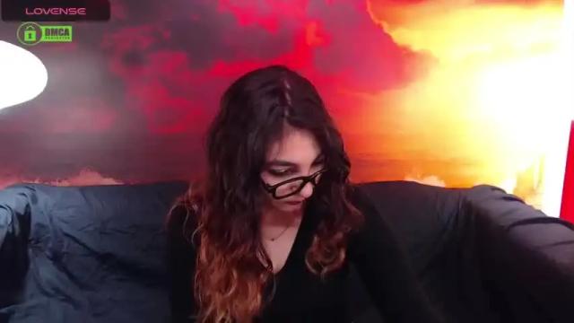 Image 3 of leianatural Stream on Chaturbate on 19 months ago