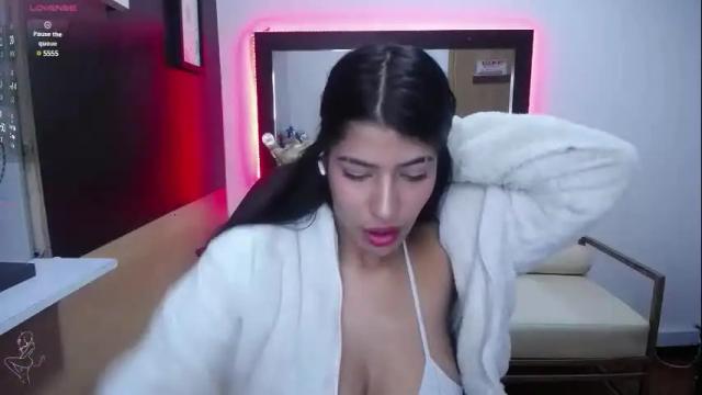 Image 10 of leidy_williams_ Stream on Chaturbate on 1 month ago