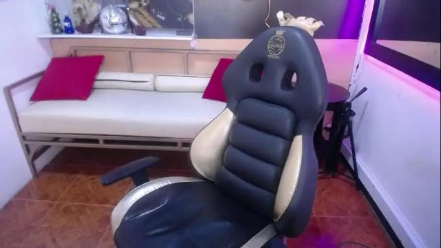 Image 11 of leidy_williams_ Stream on Chaturbate on 6 days ago