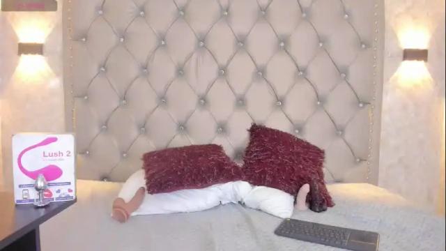 Image 8 of leigh_angels Stream on Chaturbate on 1 month ago