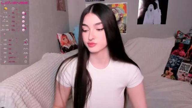 Image 3 of leila_4ever Stream on Chaturbate on 16 months ago