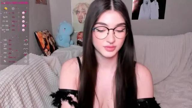 Image 11 of leila_4ever Stream on Chaturbate on 16 months ago