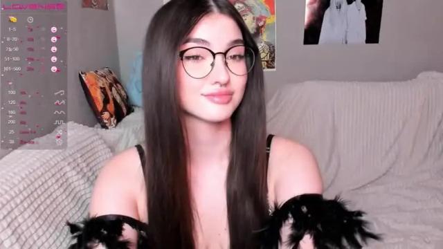 Image 6 of leila_4ever Stream on Chaturbate on 16 months ago