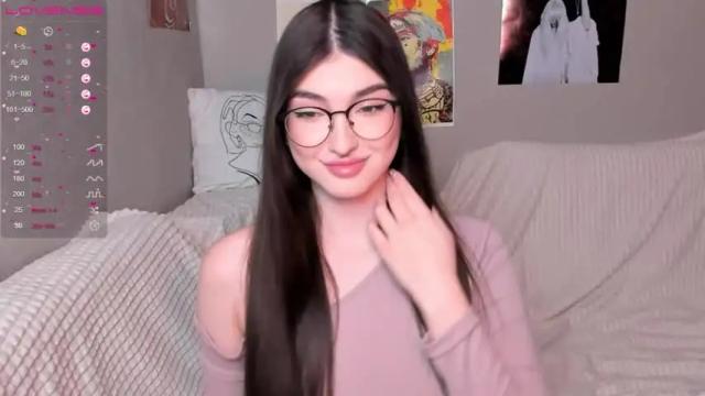 Image 4 of leila_4ever Stream on Chaturbate on 16 months ago