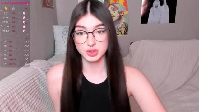 Image 2 of leila_4ever Stream on Chaturbate on 16 months ago