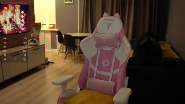 Image 6 of leila_4ever Stream on Chaturbate on 15 months ago