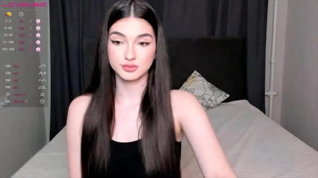 Image 10 of leila_4ever Stream on Chaturbate on 14 months ago
