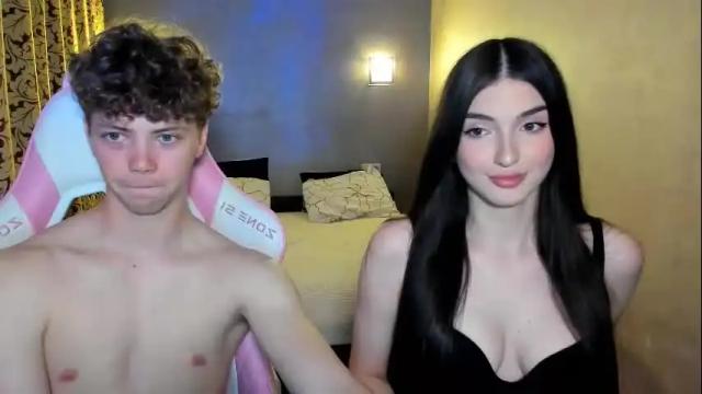 Image 10 of leila_4ever Stream on Chaturbate on 4 days ago