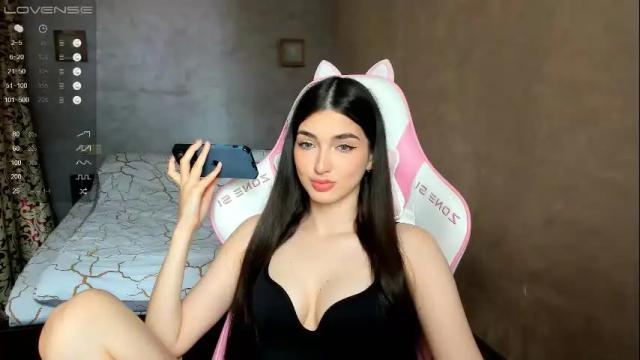 Image 7 of leila_4ever Stream on Chaturbate on 4 months ago