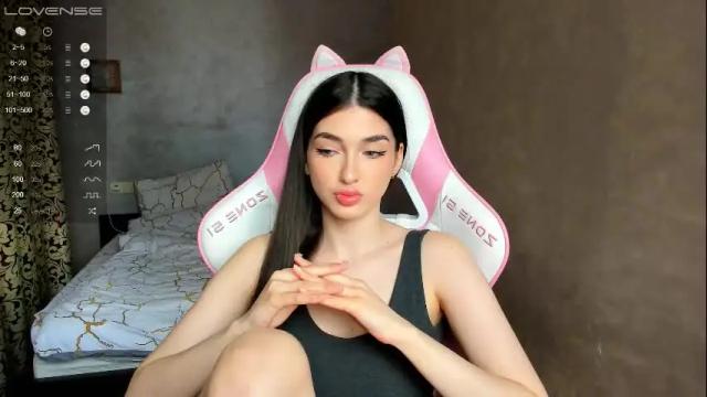 Image 10 of leila_4ever Stream on Chaturbate on 4 months ago