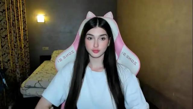 Image 3 of leila_4ever Stream on Chaturbate on 3 months ago