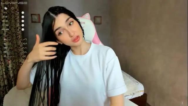 Image 8 of leila_4ever Stream on Chaturbate on 3 months ago