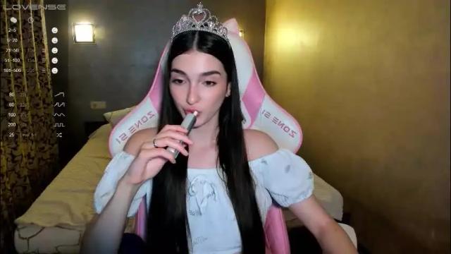 Image 8 of leila_4ever Stream on Chaturbate on 3 months ago