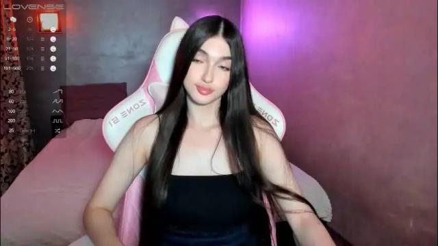Image 10 of leila_4ever Stream on Chaturbate on 2 months ago