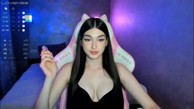 Image 3 of leila_4ever Stream on Chaturbate on 2 months ago