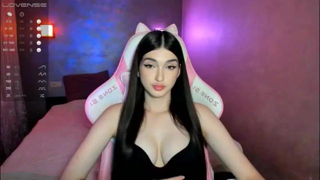 Image 4 of leila_4ever Stream on Chaturbate on 2 months ago