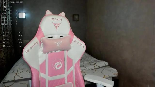 Image 2 of leila_4ever Stream on Chaturbate on 2 months ago