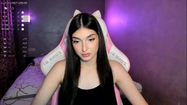 Image 4 of leila_4ever Stream on Chaturbate on 2 months ago