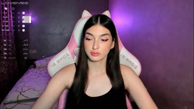 Image 6 of leila_4ever Stream on Chaturbate on 2 months ago