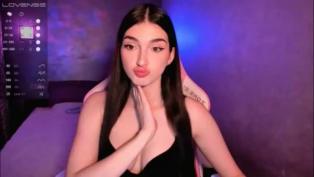 Image 12 of leila_4ever Stream on Chaturbate on 2 months ago