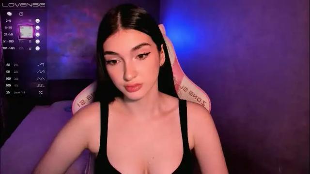 Image 4 of leila_4ever Stream on Chaturbate on 2 months ago