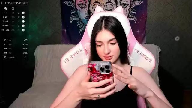 Image 11 of leila_4ever Stream on Chaturbate on 1 month ago