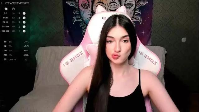 Image 6 of leila_4ever Stream on Chaturbate on 1 month ago