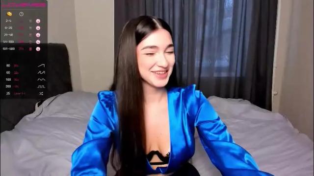 Image 4 of leila_4ever Stream on Chaturbate on 26 days ago