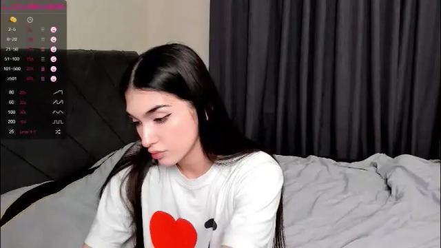Image 12 of leila_4ever Stream on Chaturbate on 5 days ago