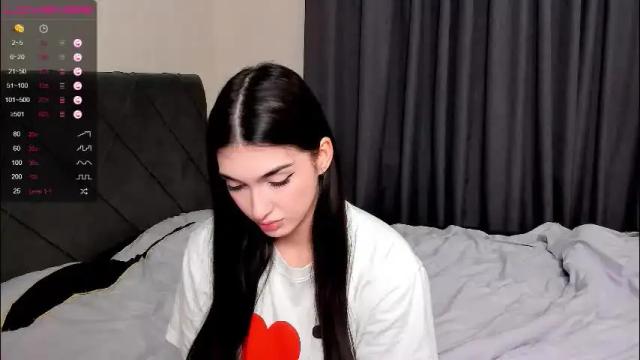 Image 7 of leila_4ever Stream on Chaturbate on 5 days ago