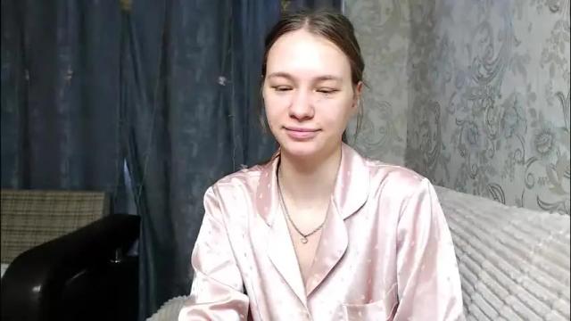 Image 2 of leila_bambi_ Stream on Chaturbate on 1 month ago