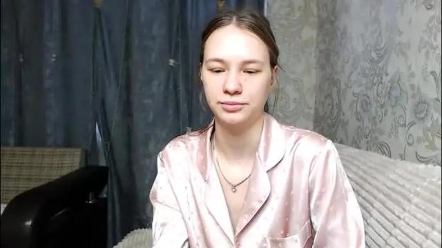Image 3 of leila_bambi_ Stream on Chaturbate on 1 month ago