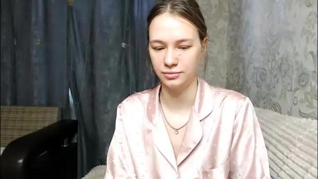 Image 4 of leila_bambi_ Stream on Chaturbate on 1 month ago