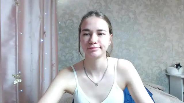 Image 12 of leila_bambi_ Stream on Chaturbate on 7 days ago