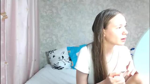Image 4 of leila_bambi_ Stream on Chaturbate on 8 days ago