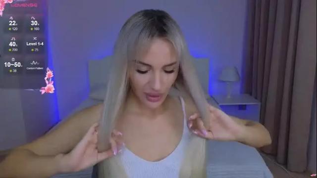 Image 2 of leila_flower Stream on Chaturbate on 15 days ago