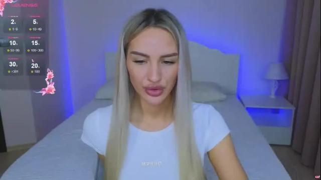 Image 10 of leila_flower Stream on Chaturbate on 14 days ago