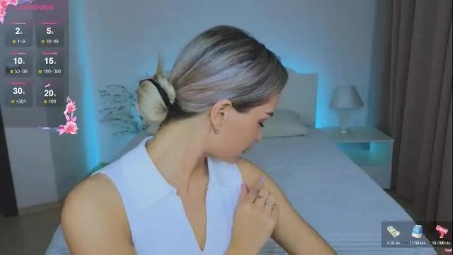 Image 8 of leila_flower Stream on Chaturbate on 11 days ago