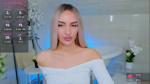Thumbnail 2, leila_flower's Stream at Chaturbate, 11 hours ago